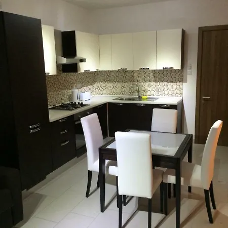 C St Julians Paceville 2 Bedroom Appartement